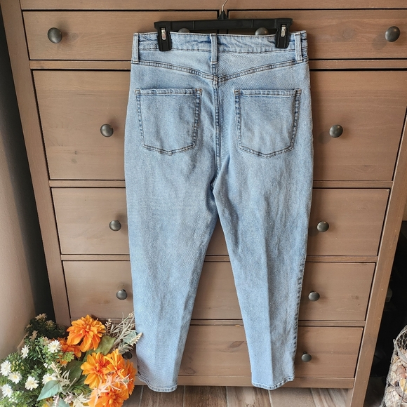 Keroppi Graphic Women's Jeans - Light Blue - Picture 3 of 9